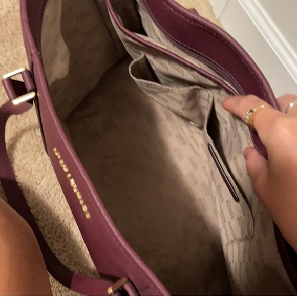 EUC Michael Kors Large Purse and Long Wallet - Picture 5 of 6